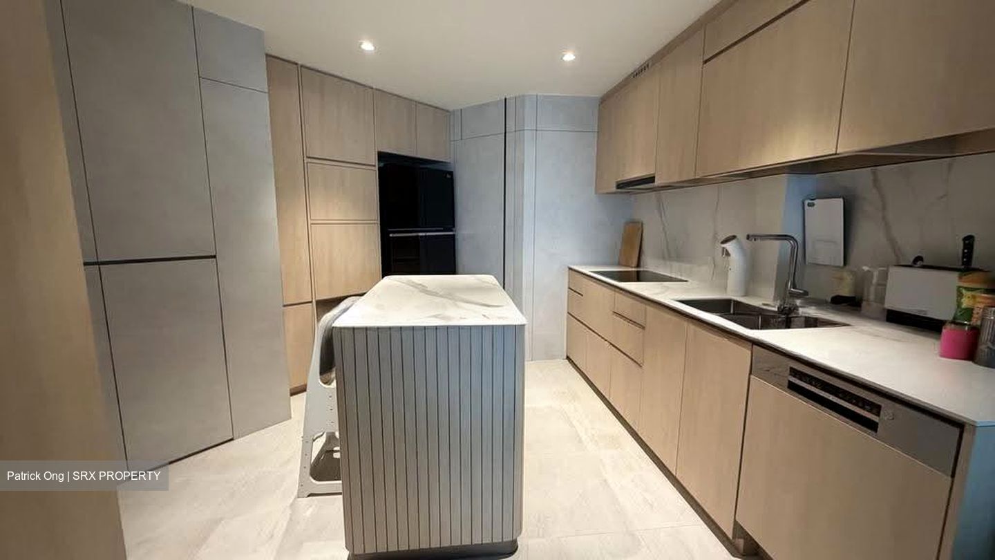 Valley Park (D10), Condominium #633010311